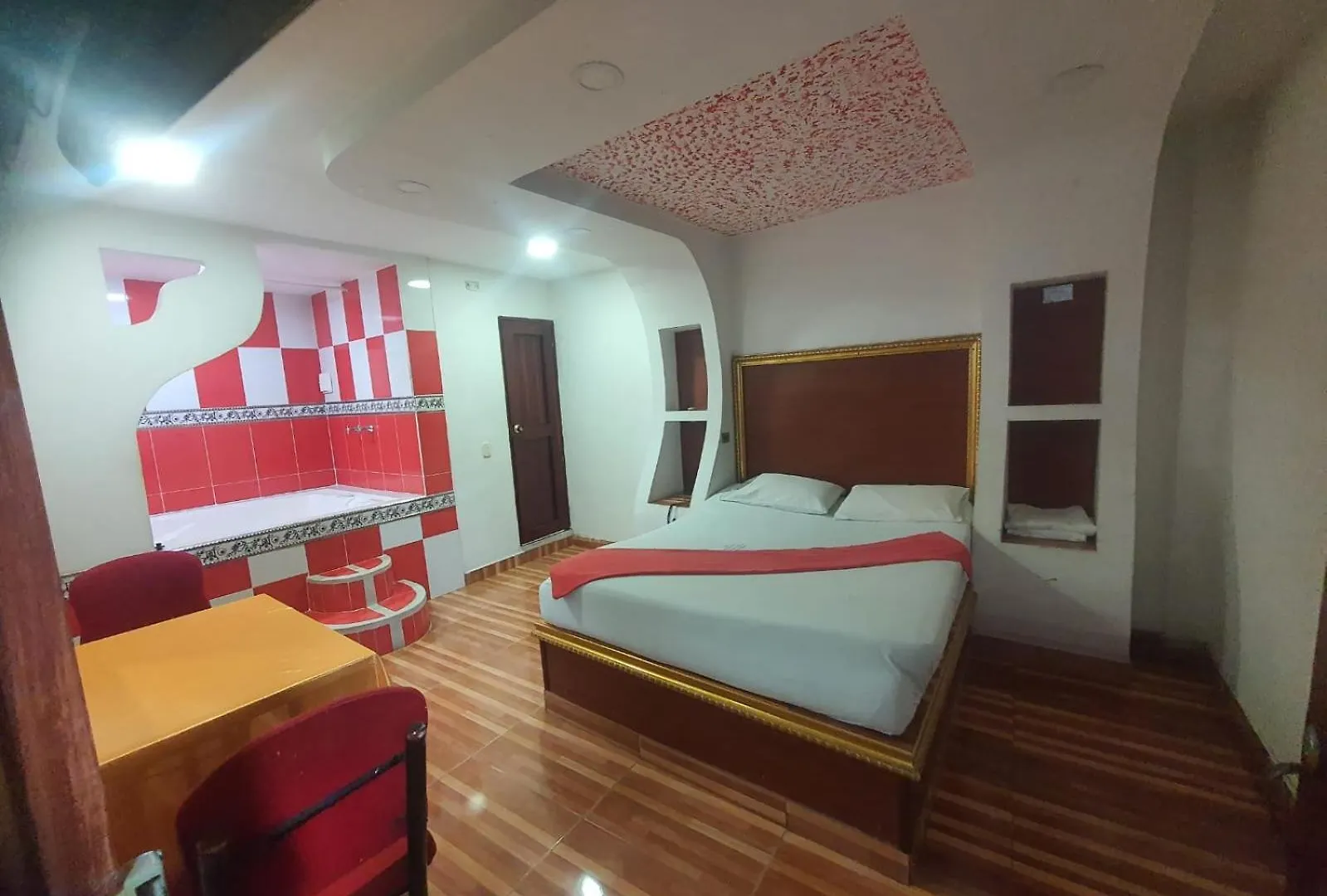 Apartahotel Lemua Cali